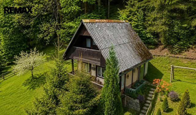 Prodej chaty/chalupy 40 m² s pozemkem 28 m², Železný Brod, okres Jablonec nad Nisou