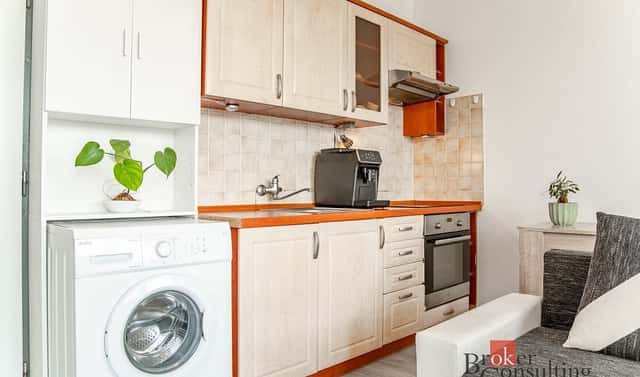 Prodej bytu 2+kk 31 m², Lešenská, Praha 8 – Troja