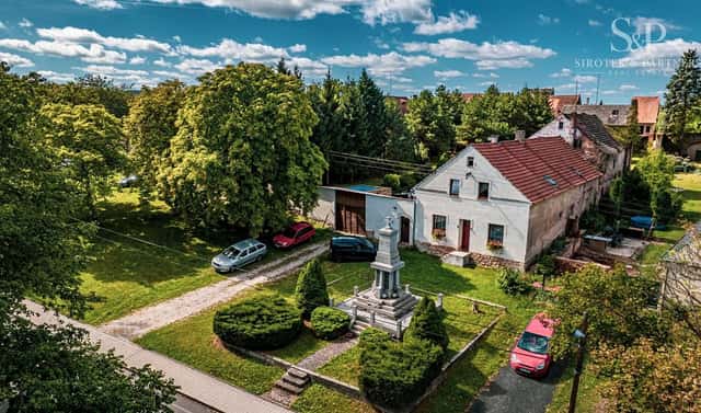 Prodej domu 350 m² s pozemkem 3 430 m², Kolešov, okres Rakovník