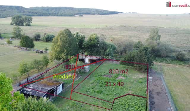 Prodej stavebního pozemku 810 m², Nádražní, Vroutek, okres Louny