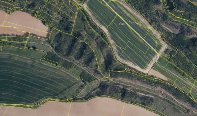 Prodej pozemku 3 734 m², Nosálov, okres Mělník