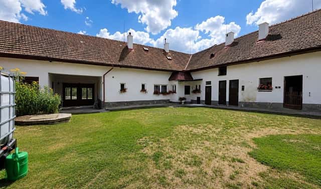 Prodej domu 230 m² s pozemkem 2 295 m², Moravské Budějovice – Vranín, okres Třebíč