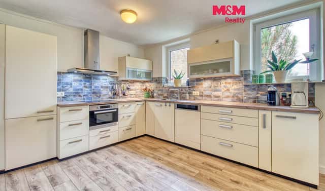 Prodej domu 172 m² s pozemkem 615 m², Březno – Nechranice, okres Chomutov