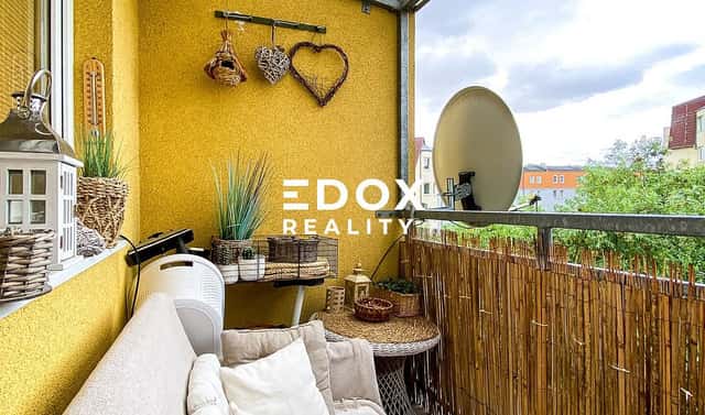 Prodej bytu 1+kk 36 m², Pod Tvrzí, Odolena Voda, okres Praha-východ