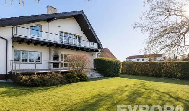 Pronájem domu 350 m² s pozemkem 534 m², Sadová, Průhonice, okres Praha-západ