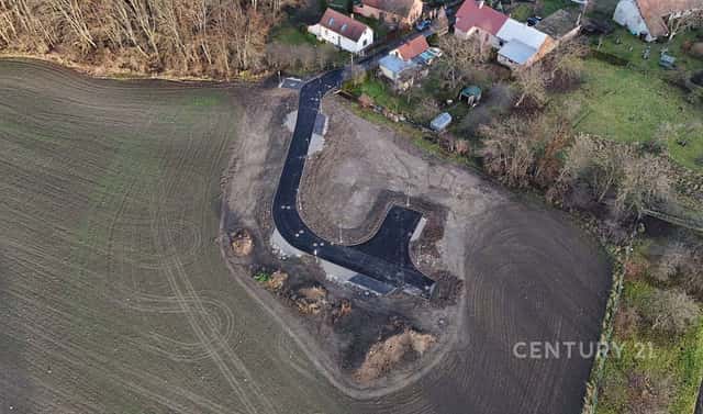Prodej stavebního pozemku 804 m², Jankovice – Kozašice, okres Pardubice