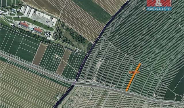 Prodej pole 1 514 m², Vracov, okres Hodonín