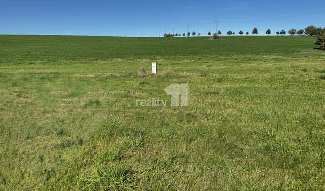 Prodej stavebního pozemku 3 737 m², Bušovice, okres Rokycany