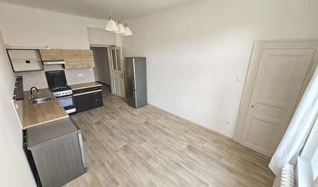 Pronájem bytu 2+kk 58 m², Krymská, Praha 10 – Vršovice