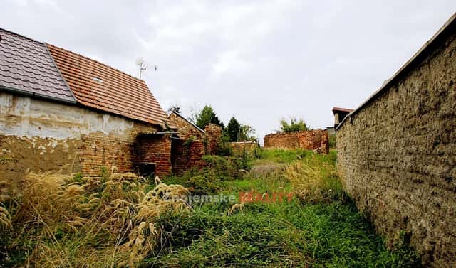 Prodej stavebního pozemku 471 m², U Kostela, Hodonice, okres Znojmo