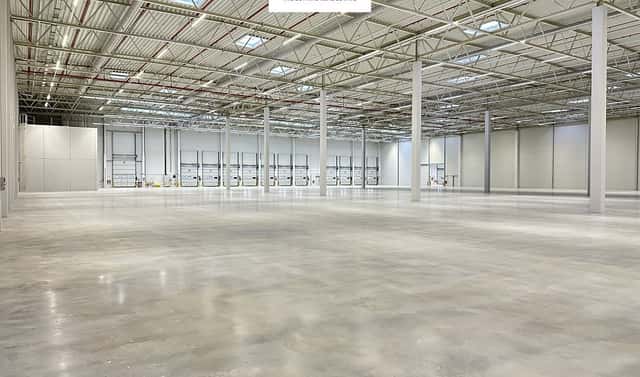 Pronájem skladovacích prostor 5 973 m², Ostředek, okres Benešov