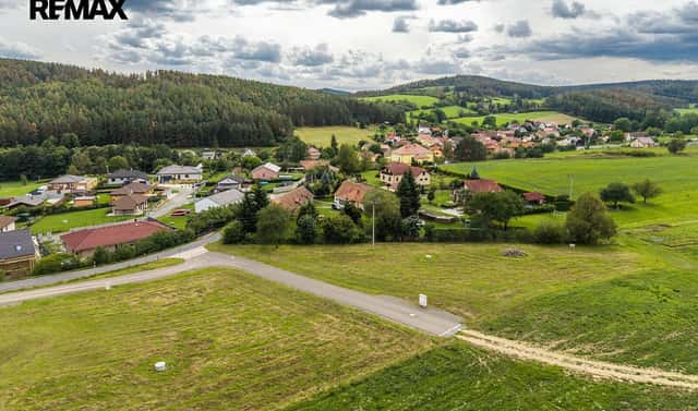 Prodej stavebního pozemku 1 183 m², Obory, okres Příbram