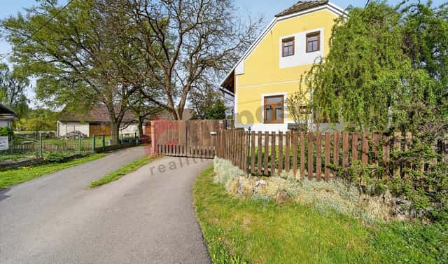 Prodej domu 271 m² s pozemkem 1 077 m², Rožmitál pod Třemšínem – Pňovice, okres Příbram