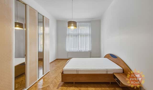 Pronájem bytu 2+1 85 m², Lucemburská, Praha 3 – Vinohrady