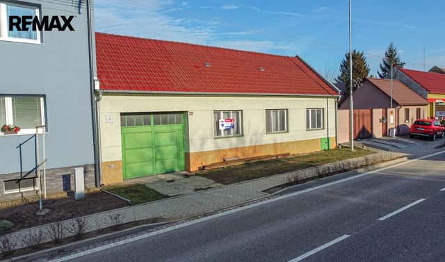 Prodej domu 209 m² s pozemkem 345 m², Bzenecká, Vracov, okres Hodonín