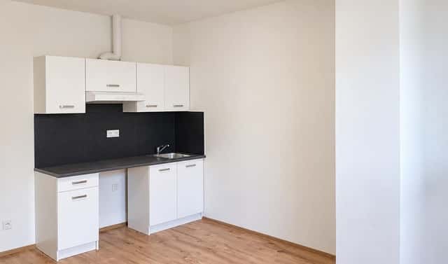 Pronájem bytu 1+kk 23 m², Na břevnovské pláni, Praha 6 – Břevnov