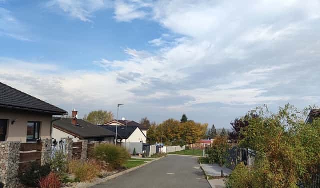 Prodej stavebního pozemku 477 m², Tuchlovice, okres Kladno
