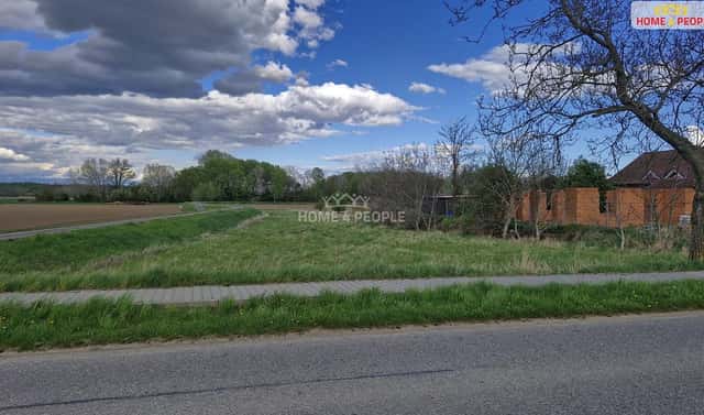 Prodej stavebního pozemku 1 600 m², Cvrčovice, okres Brno-venkov