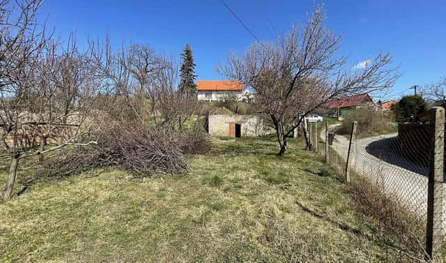 Prodej vinného sklepa s pozemkem (663 m2) ve Valticích-část Úvaly., Valtice, okres Břeclav