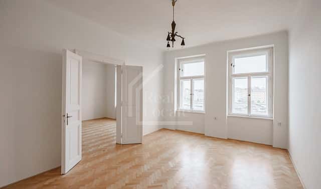 Pronájem bytu 2+kk 81 m², Janáčkovo nábřeží, Praha 5 – Smíchov