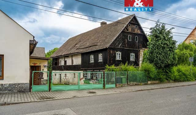 Prodej domu 248 m² s pozemkem 1 016 m², Blíževedly – Skalka, okres Česká Lípa