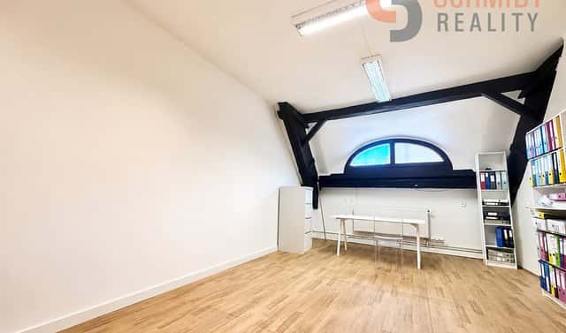 Pronájem kanceláře 28 m², Kostelní nám., Mikulov, okres Břeclav