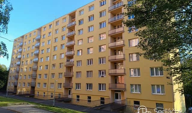 Prodej bytu 2+1 64 m², Slavíčkova, Sokolov