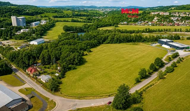 Prodej pozemku 12 405 m², Votice, okres Benešov