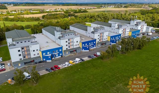 Pronájem skladovacích prostor 756 m², Ve žlíbku, Praha 9 – Horní Počernice