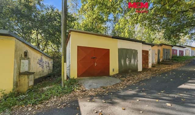 Prodej garáže, 16 m2, Karlovy Vary, Karlovy Vary – Bohatice