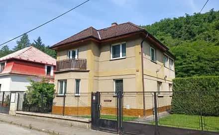 Prodej domu 230 m² s pozemkem 722 m², M. J. Hurta, Měchenice, okres Praha-západ
