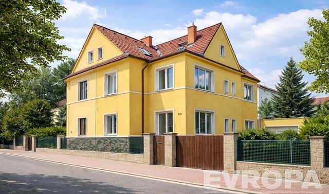 Prodej domu 200 m² s pozemkem 375 m², Okružní, Kolín – Kolín V