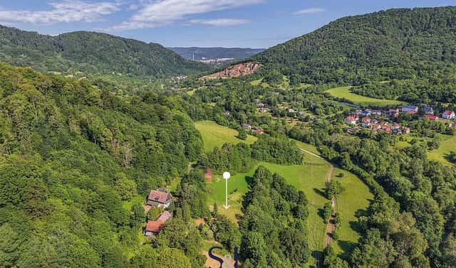 Prodej stavebního pozemku 2 299 m², Malá Veleň, okres Děčín