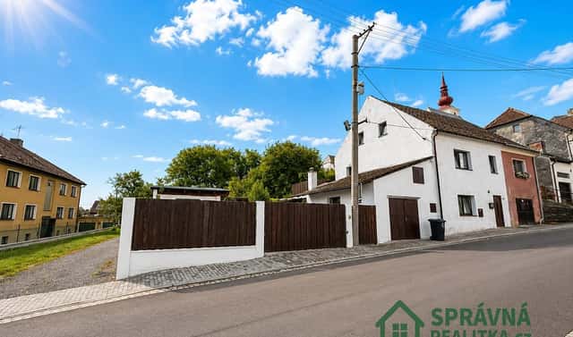 Prodej domu 120 m² s pozemkem 289 m², Strážov, okres Klatovy