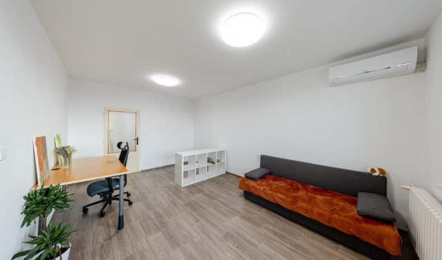 Pronájem bytu 1+1 44 m², Zlín – Prštné