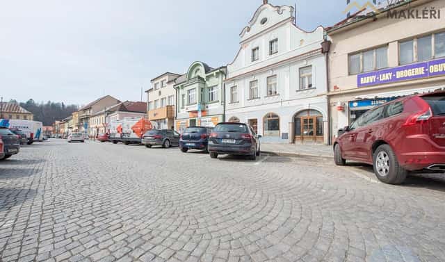 Prodej domu 525 m² s pozemkem 604 m², Husovo náměstí, Ledeč nad Sázavou, okres Havlíčkův Brod