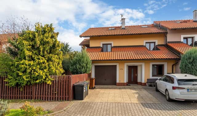 Pronájem domu 208 m² s pozemkem 491 m², Krátká, Srch, okres Pardubice