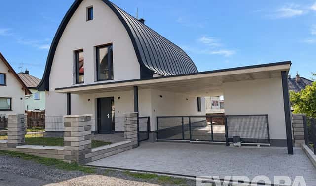 Pronájem domu 165 m² s pozemkem 521 m², Vrchlabí, okres Trutnov