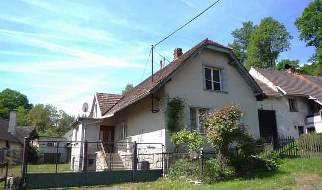 Prodej domu 90 m² s pozemkem 3 180 m², Kovčín, okres Klatovy