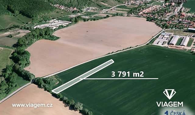 Prodej pole 1 895 m², Prakšice, okres Uherské Hradiště