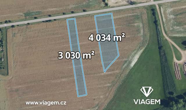 Prodej pole 2 354 m², Butoves, okres Jičín