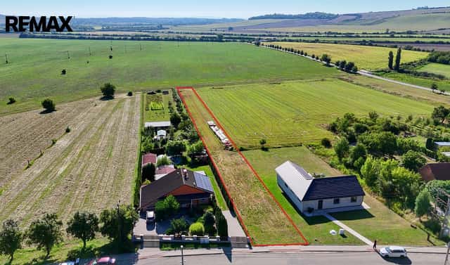 Prodej stavebního pozemku 1 892 m², Brumovice, okres Břeclav