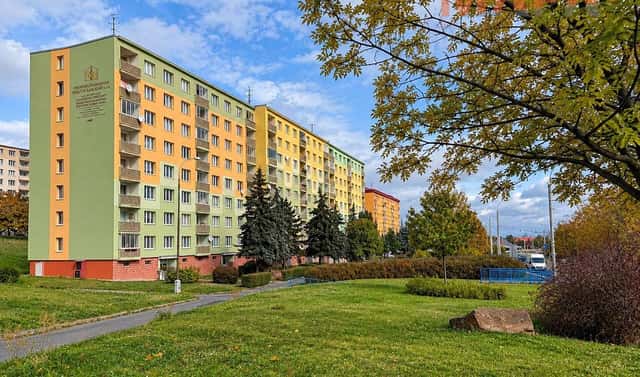 Prodej bytu 2+1 60 m², Pod Břízami, Chomutov