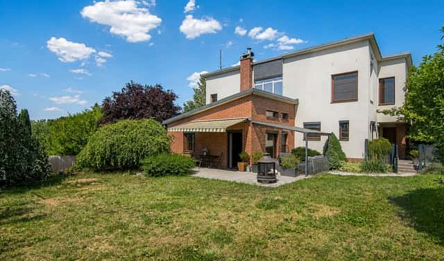 Prodej domu 258 m² s pozemkem 756 m², Pod Lečí, Praha 5 – Lipence