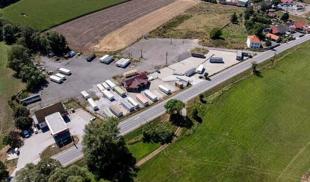 Prodej komerčního pozemku 35 078 m², Sadová, okres Hradec Králové