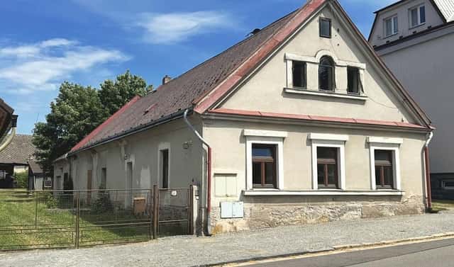 Prodej domu 93 m² s pozemkem 562 m², Raisovo náměstí, Trhová Kamenice, okres Chrudim