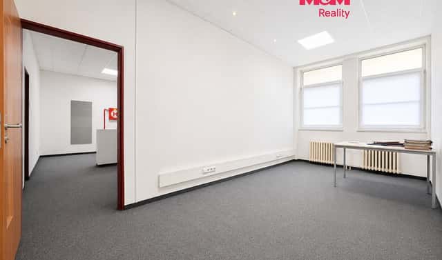 Pronájem kanceláře 50 m², Závodu míru, Sokolov