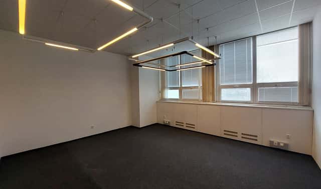 Pronájem kanceláře 84 m², Jičín