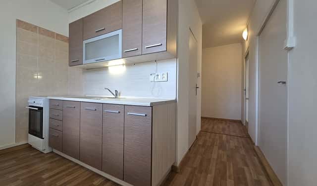 Pronájem bytu 2+1 56 m², Vančurova, Opava – Předměstí