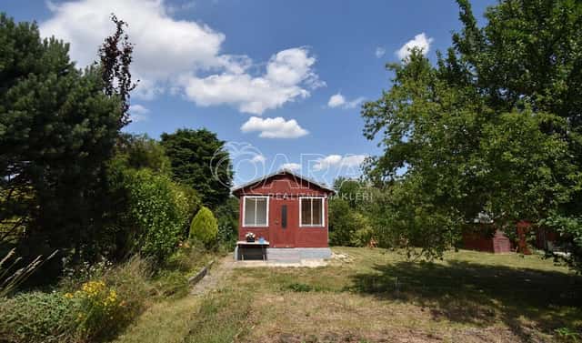 Prodej chaty/chalupy 16 m² s pozemkem 381 m², Hornocholupická, Praha 4 – Cholupice